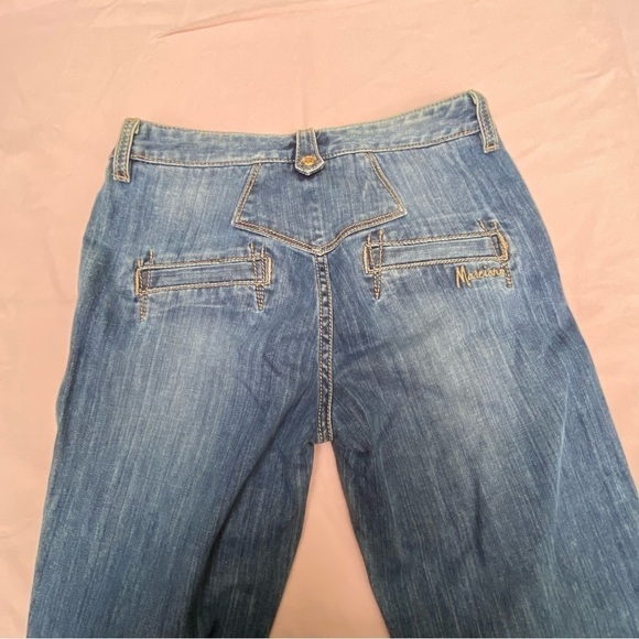 Marcia o jeans have heavy duty snaps in gold town, and really unusual detailing. - Picture 9 of 14